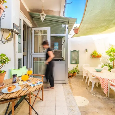 Patio Da Laranjeira *